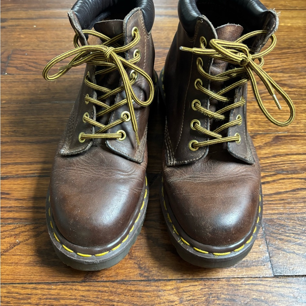 ✨SOLD✨Dr. Martens Vintage Boots